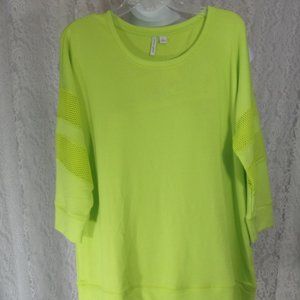 Live Well Active Top Lime Green Size L  NWT